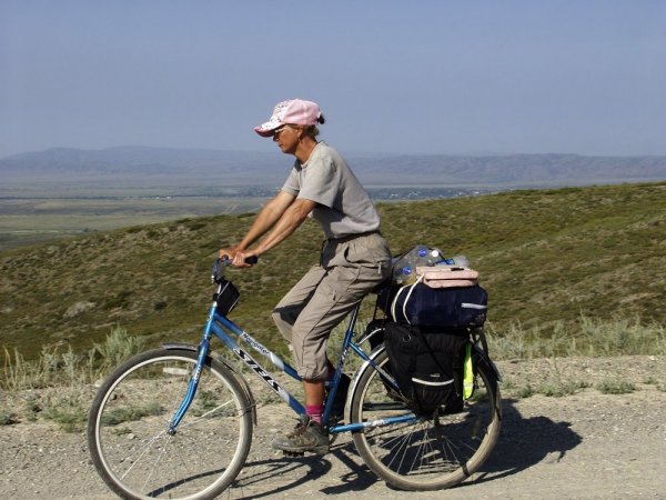 На одноразовом велосипеде по горам Восточного Казахстана